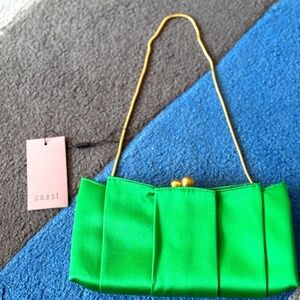 Coast (UK Brand) Emerald Green Satin Clutch – NWT – Gold Frame & Strap